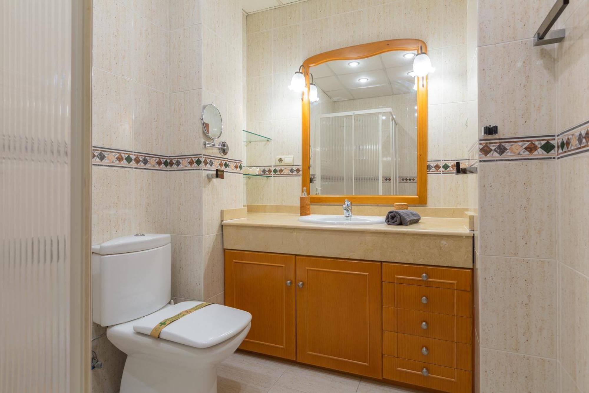 Apartamento Plaza De La Constitucion Málaga Exterior foto