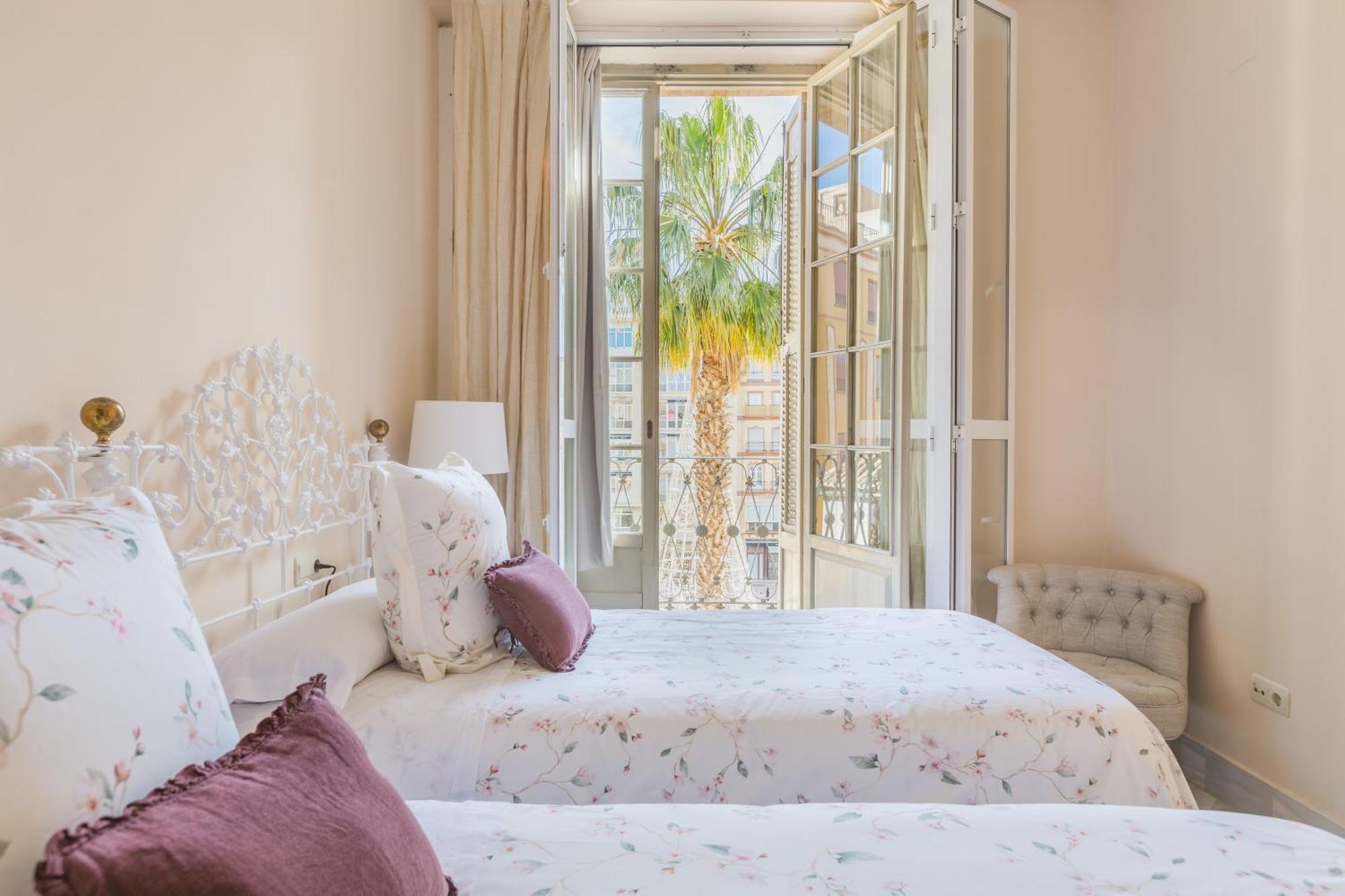 Apartamento Plaza De La Constitucion Málaga Exterior foto